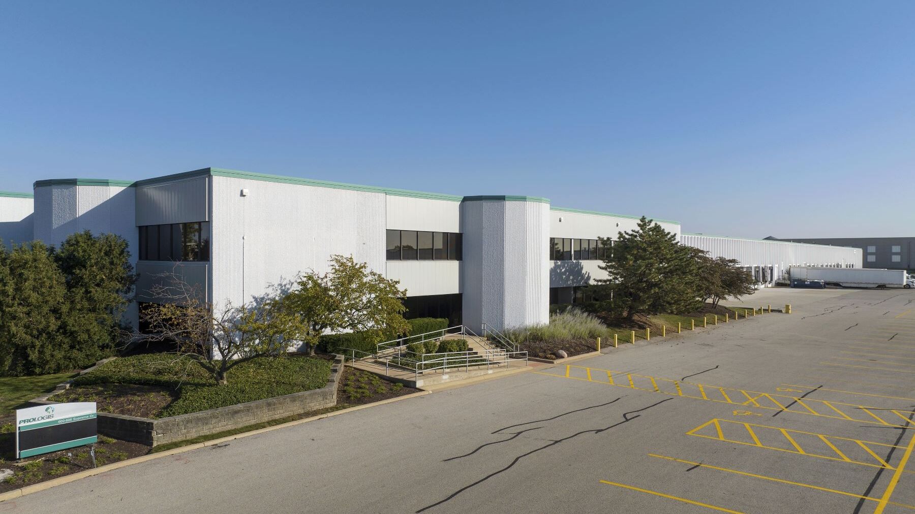 DPM-Prologis-Bensenville-600-Supreme_Bldg-Image.jpg