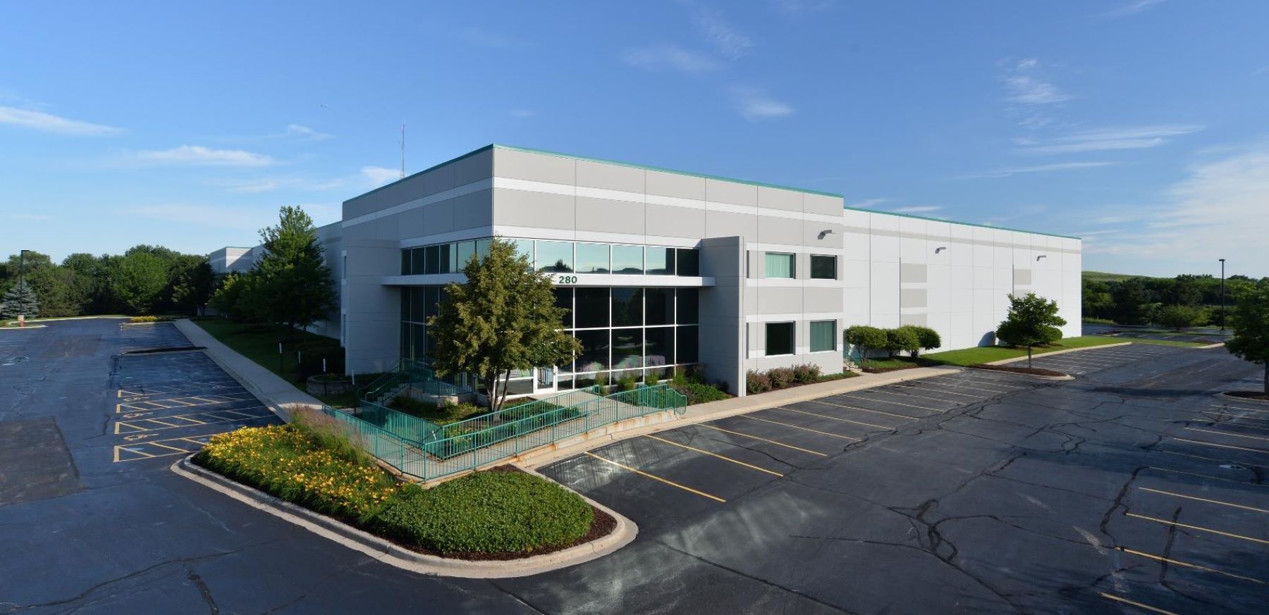 Prologis-Bloomingdale-280-Madsen-Unit-100_Bldg-Image.jpg