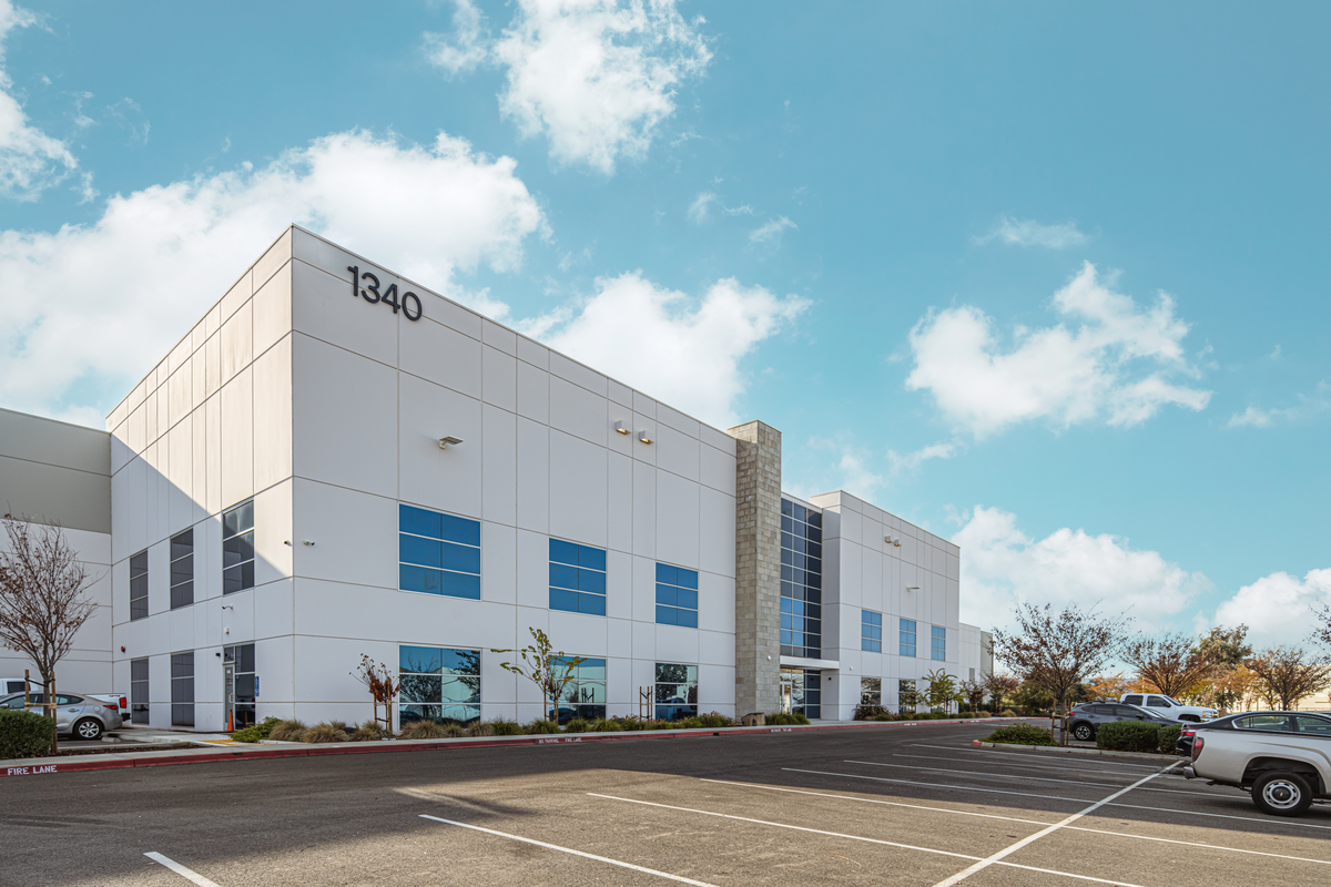 Prologis-Manteca-4.png